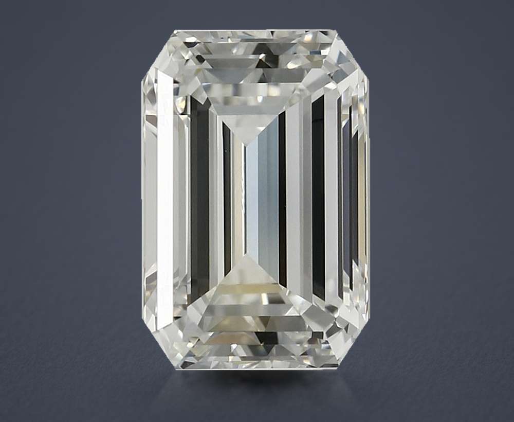 3.01 Carat Emerald Natural Diamond