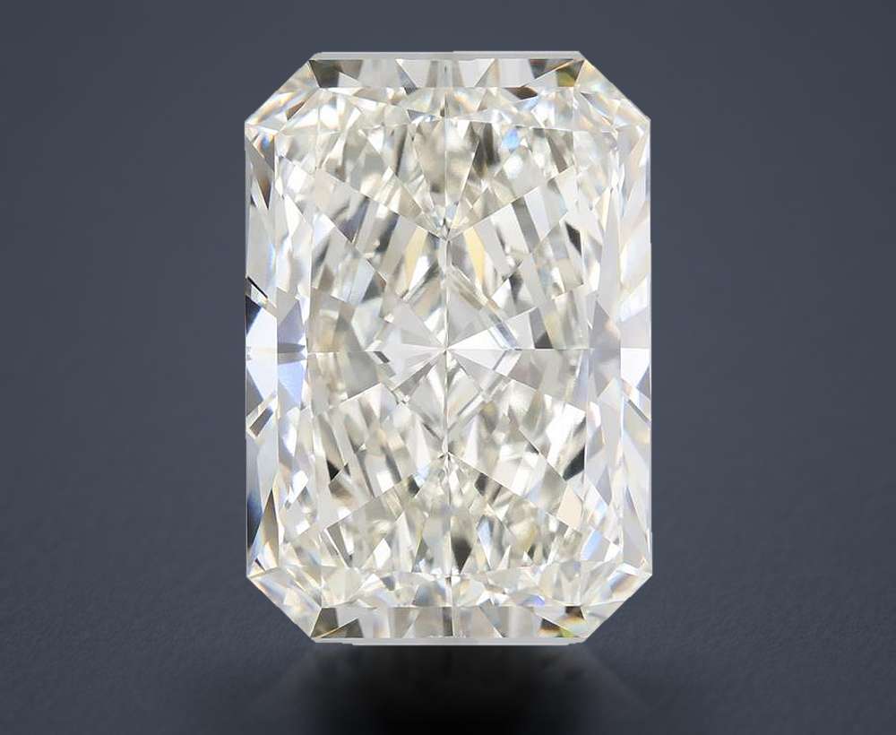 32.59 Carat Radiant Lab Diamond