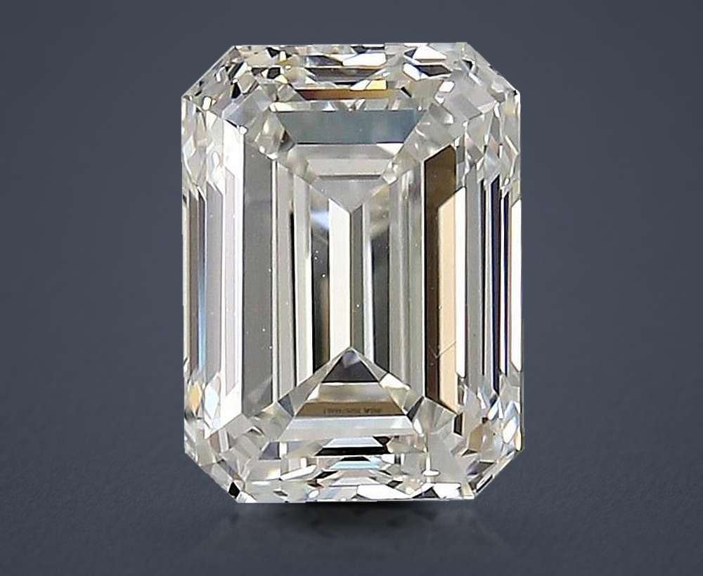 2.51 Carat Emerald Natural Diamond