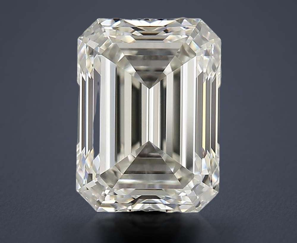 1.43 Carat Emerald Natural Diamond