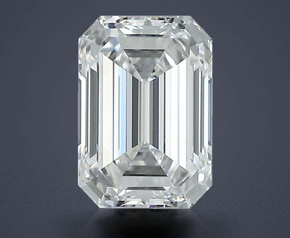 0.43 Carat Emerald Natural Diamond