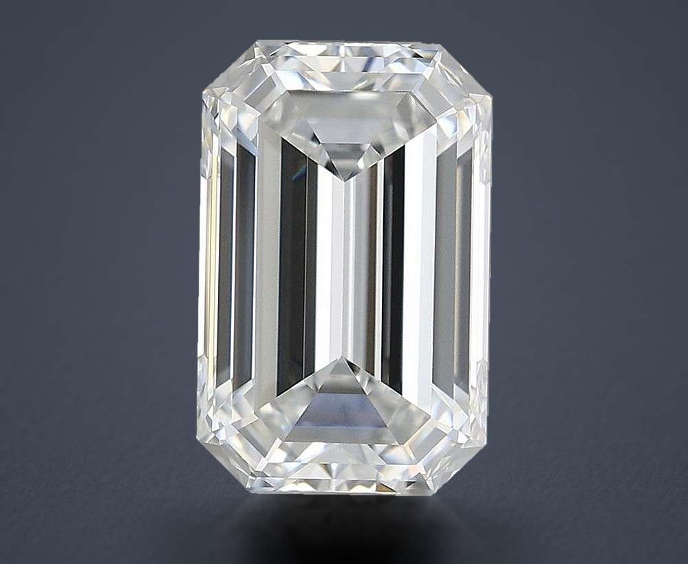 2.13 Carat Emerald Natural Diamond