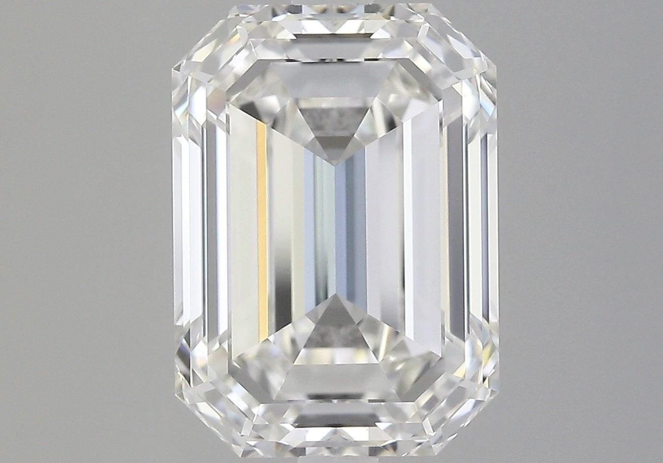 7.06 Carat Emerald Natural Diamond