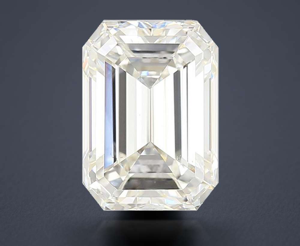 3.01 Carat Emerald Natural Diamond