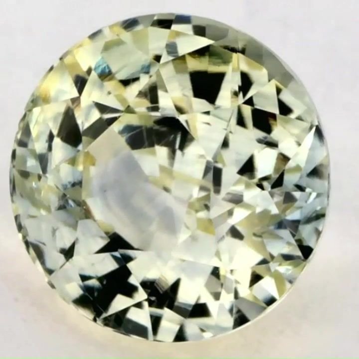 2.70 Carat Yellow Round Sapphire