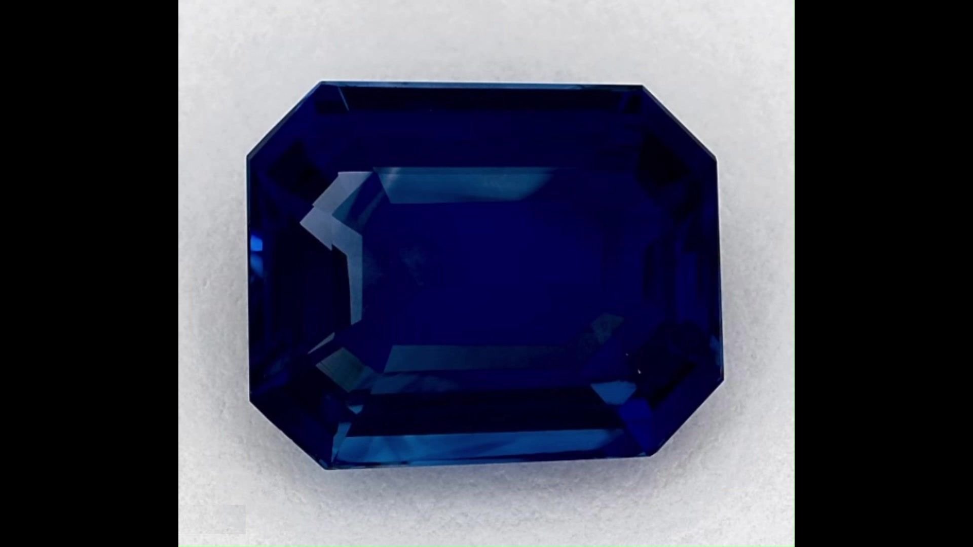 5.03 Carat Blue Round Sapphire