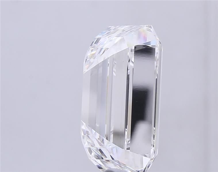 20.32 Carat Emerald Lab Diamond
