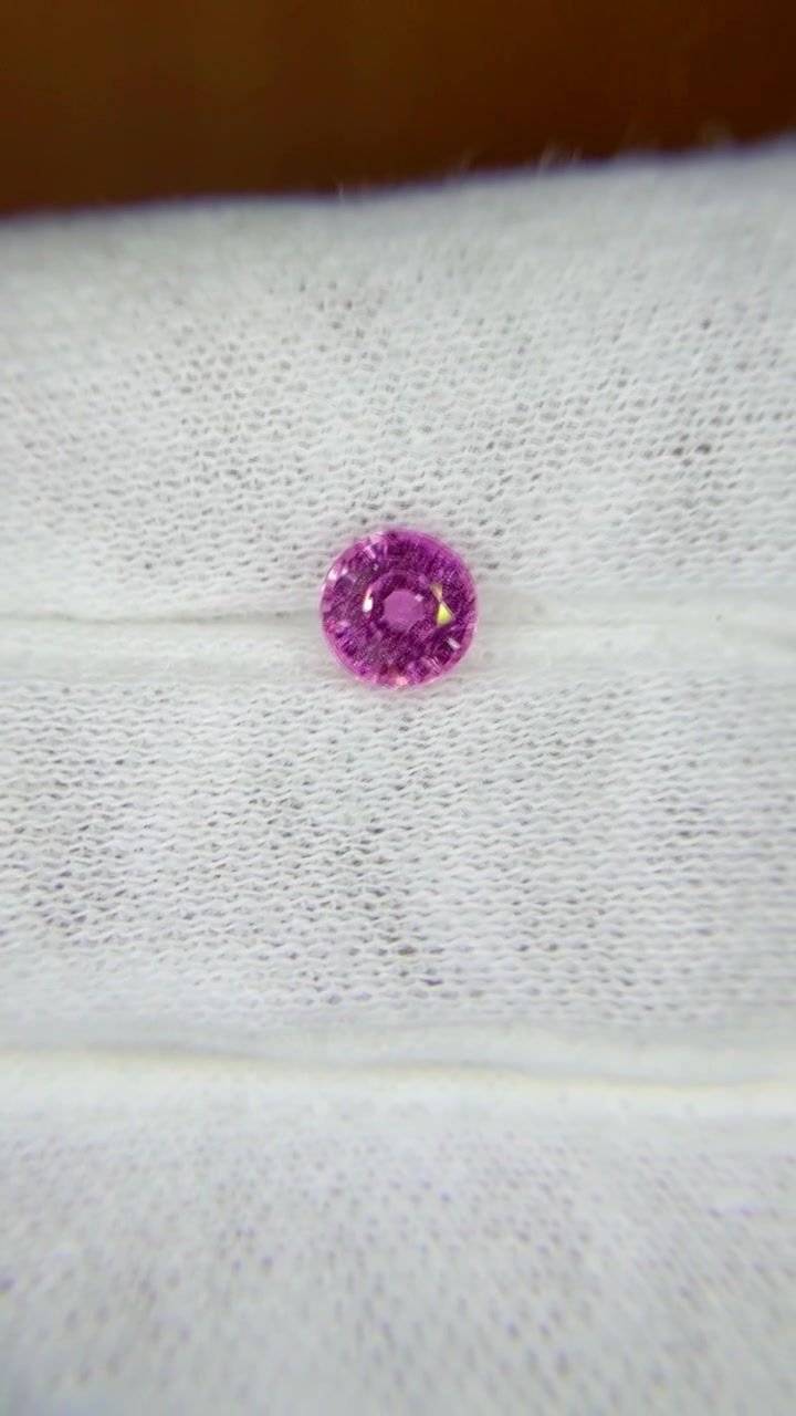 0.87 Carat Pink Round Sapphire