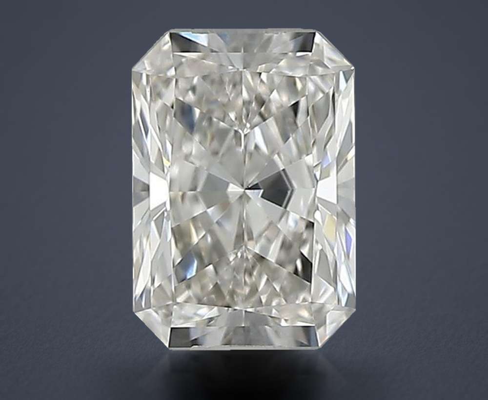0.60 Carat Radiant Natural Diamond