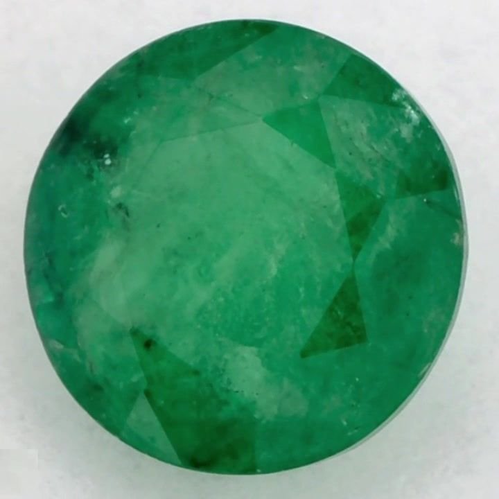 1.05 Carat Green Round Emerald