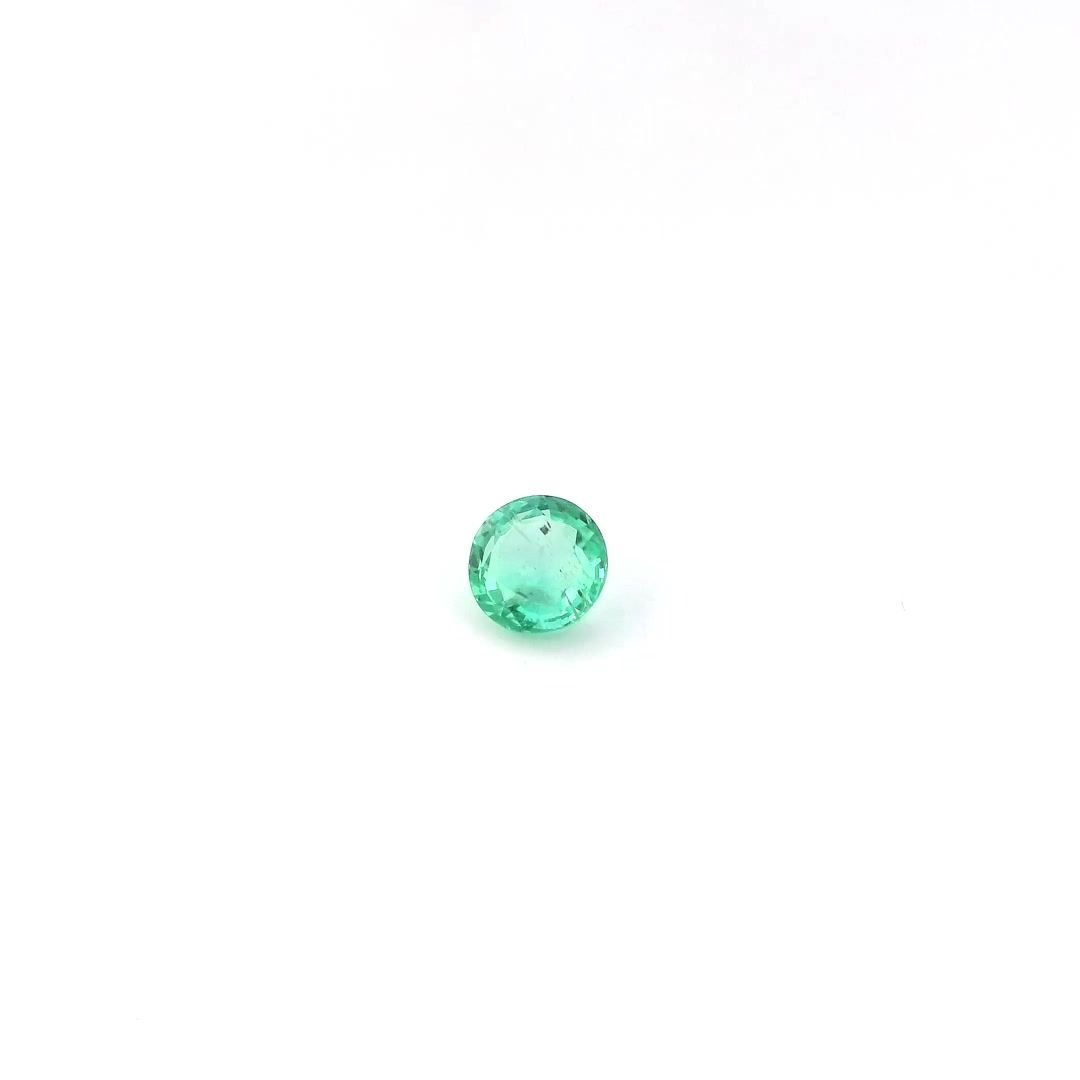 0.35 Carat Green Round Emerald