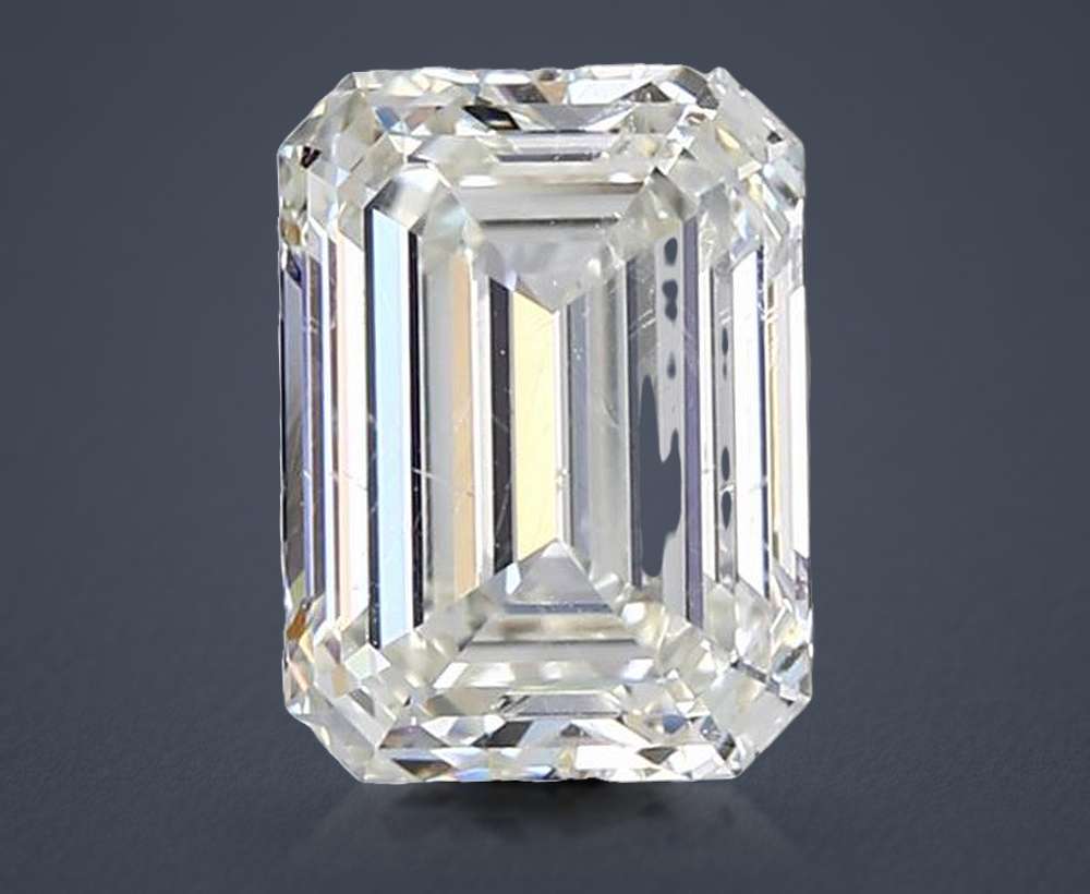 2.01 Carat Emerald Natural Diamond
