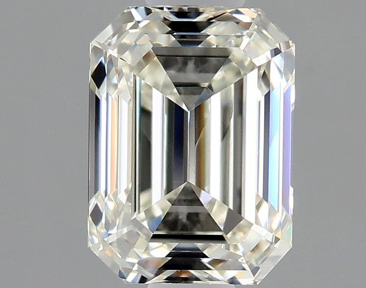 0.90 Carat Emerald Natural Diamond