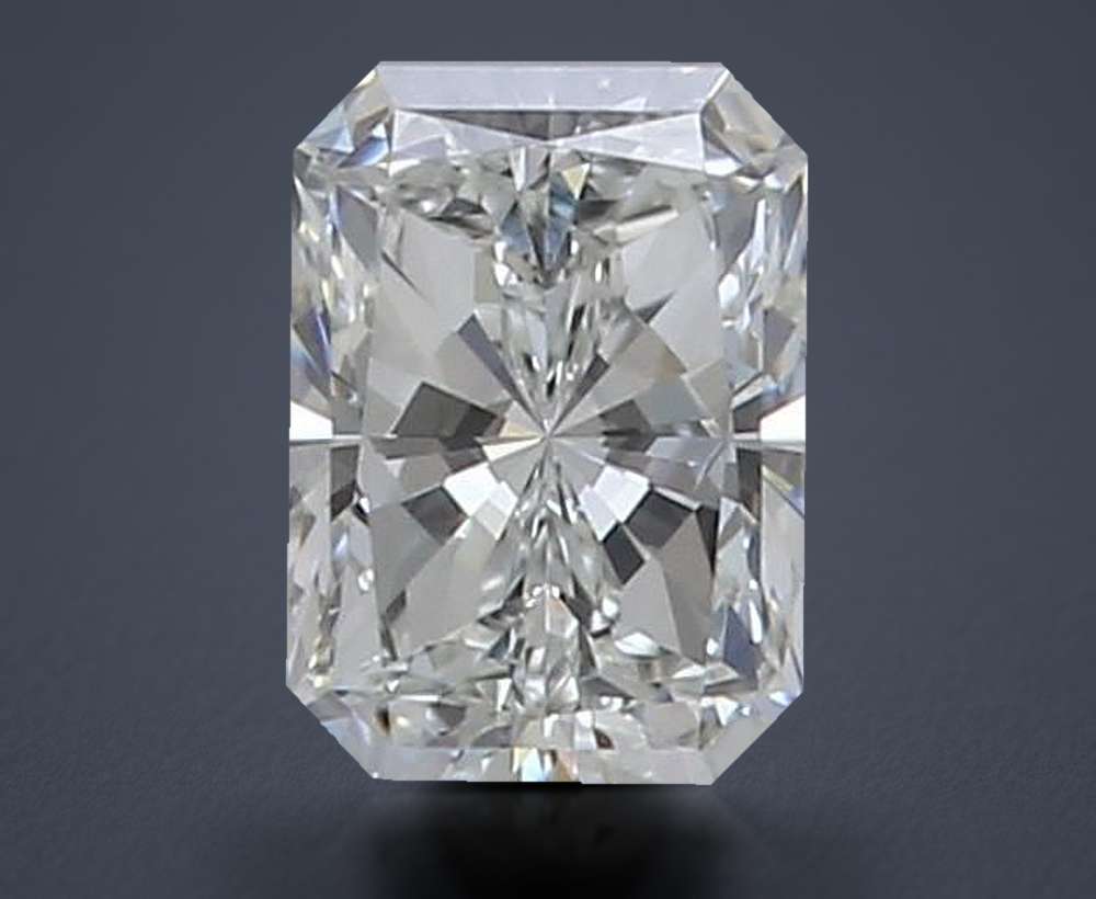 0.40 Carat Radiant Natural Diamond