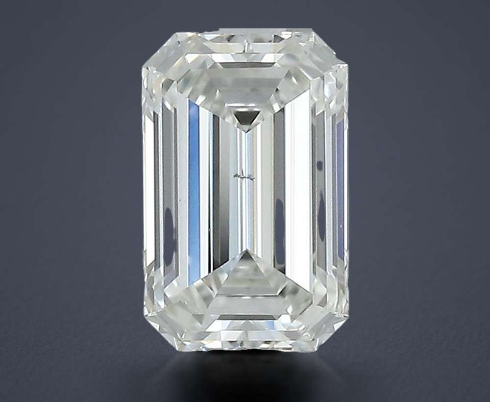 0.38 Carat Emerald Natural Diamond
