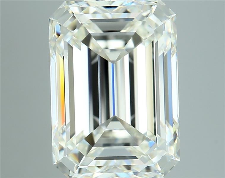 4.02 Carat Emerald Natural Diamond