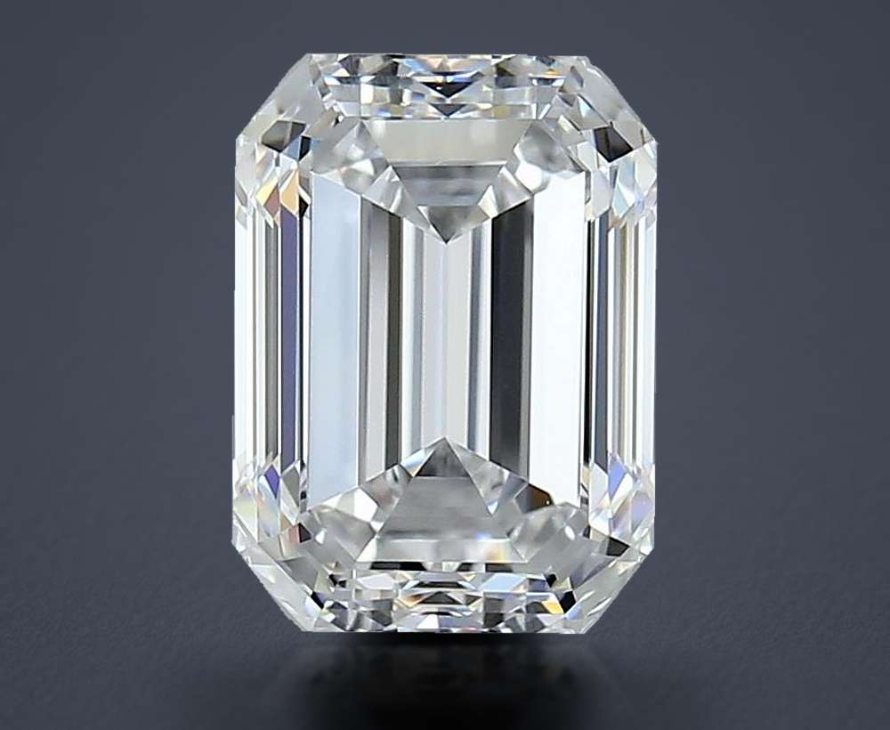 2.60 Carat Emerald Natural Diamond