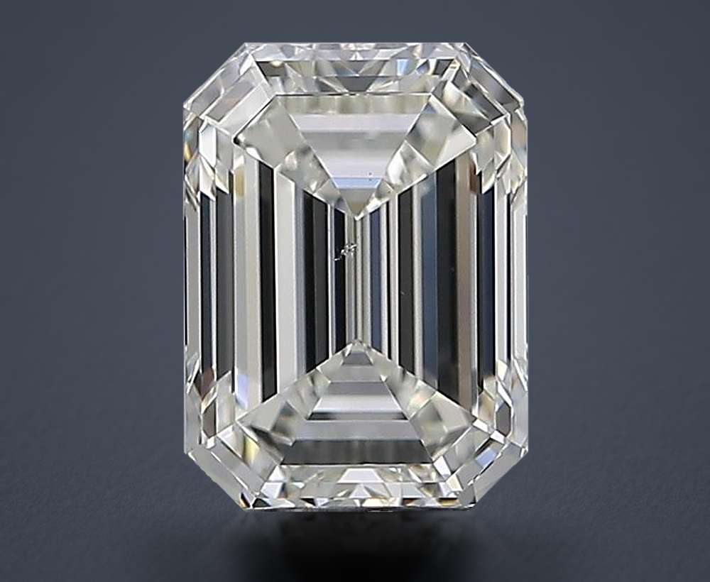 2.51 Carat Emerald Natural Diamond