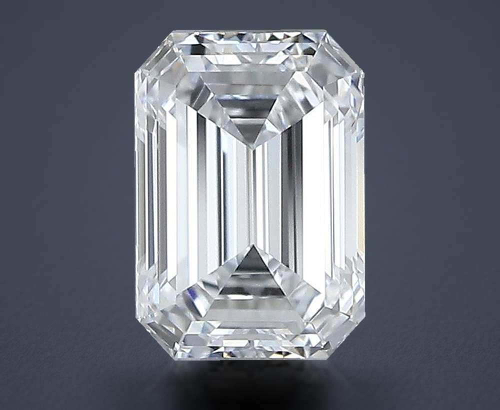 0.70 Carat Emerald Natural Diamond