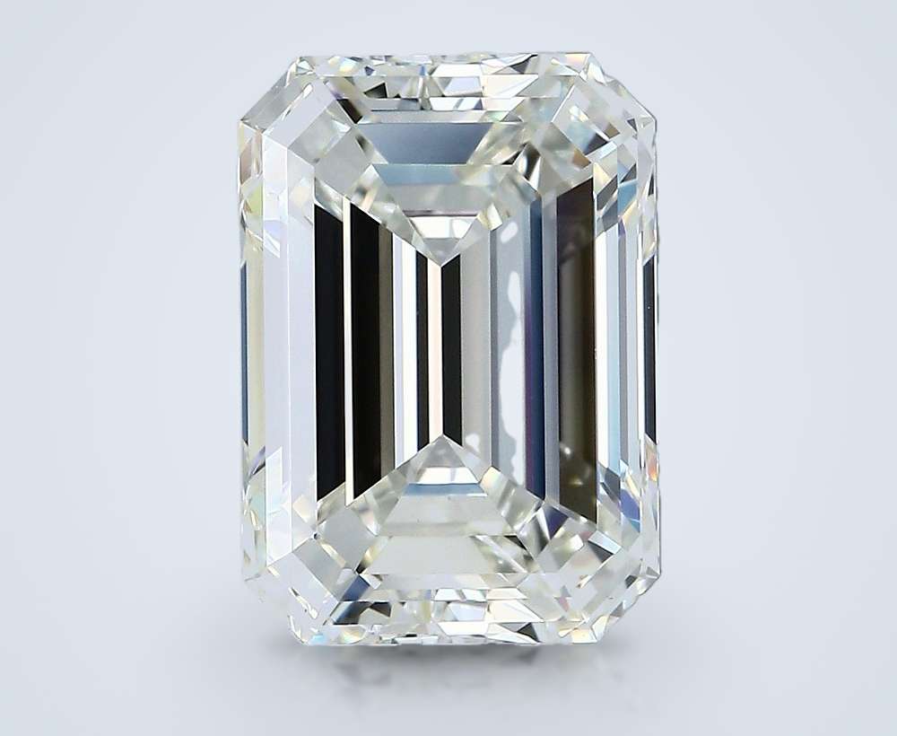 7.07 Carat Emerald Natural Diamond