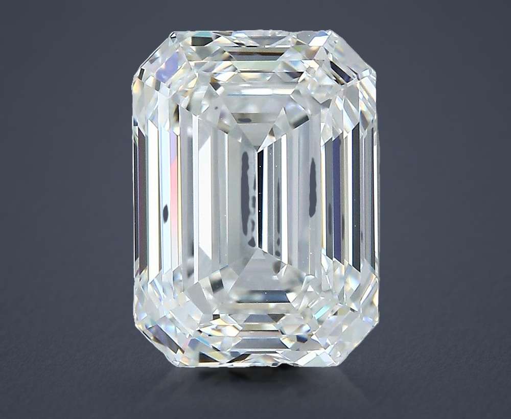 5.01 Carat Emerald Natural Diamond