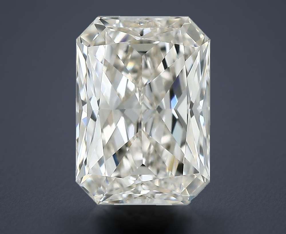 0.70 Carat Radiant Natural Diamond