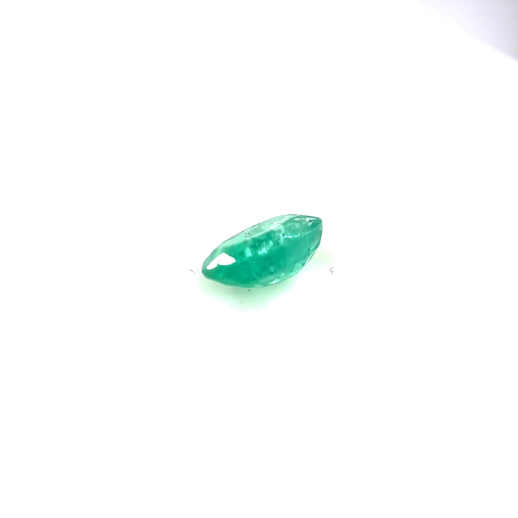 1.09 Carat Vivid Green Oval Emerald