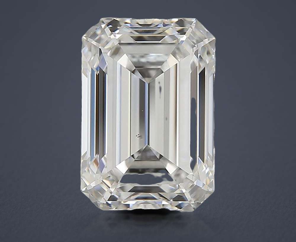 1.90 Carat Emerald Natural Diamond