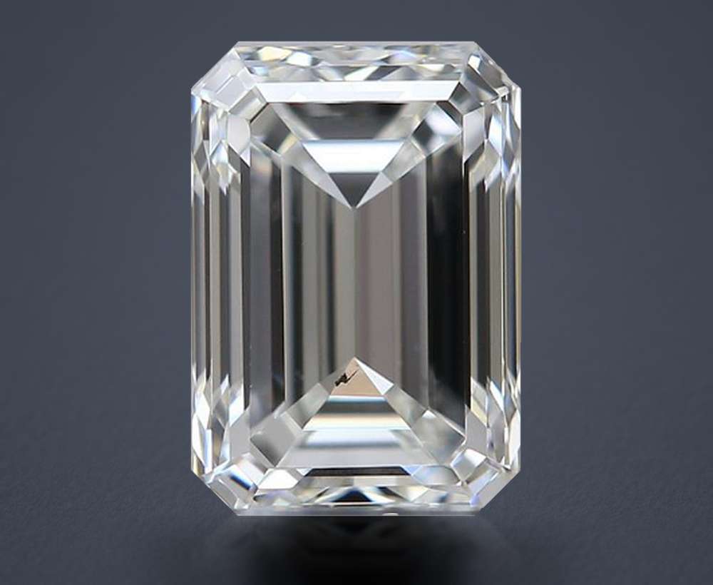 0.81 Carat Emerald Natural Diamond