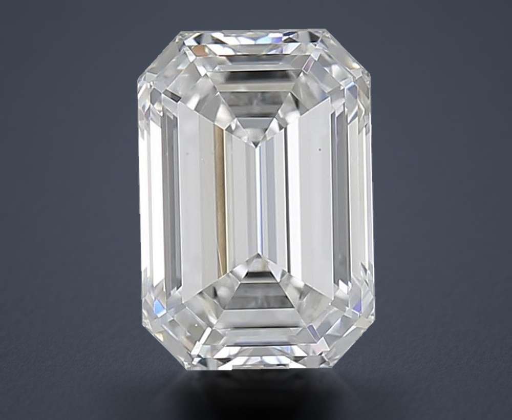 2.02 Carat Emerald Natural Diamond