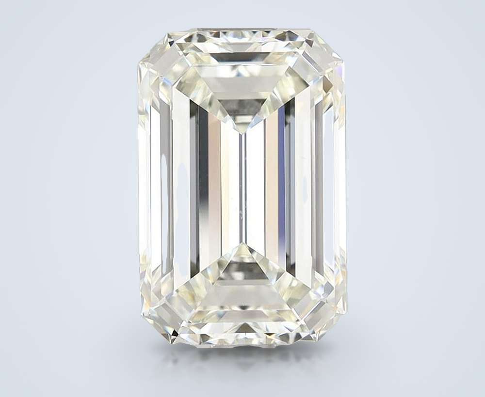 5.01 Carat Emerald Natural Diamond