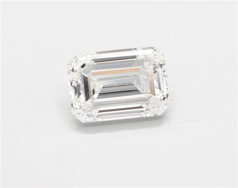 2.51ct H VS2 Rare Carat Ideal Cut Emerald Diamond