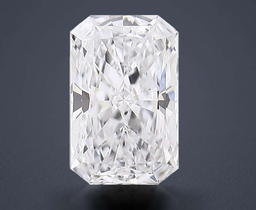 0.83 Carat Radiant Lab Diamond