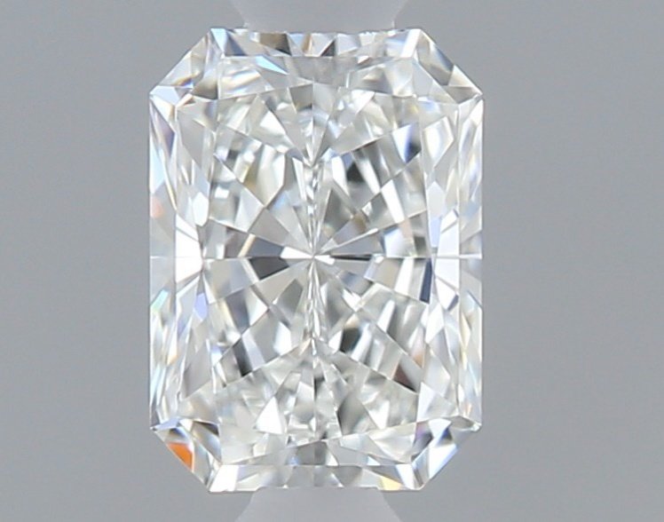 0.30 Carat Radiant Natural Diamond