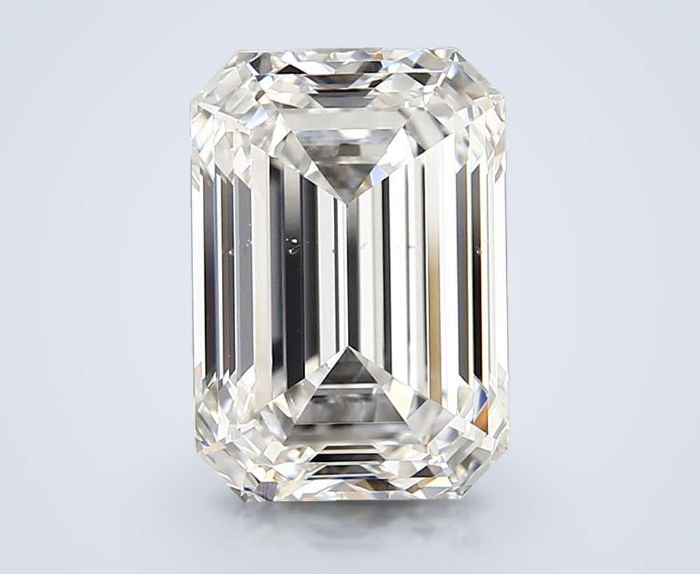 4.05 Carat Emerald Natural Diamond