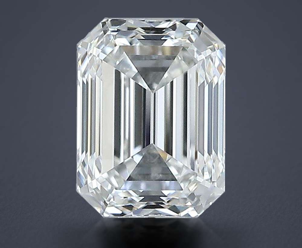 0.80 Carat Emerald Natural Diamond