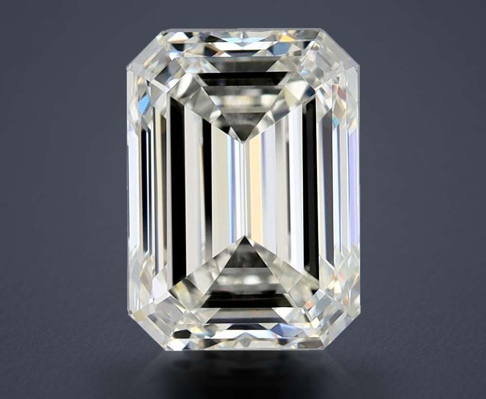 1.92 Carat Emerald Natural Diamond