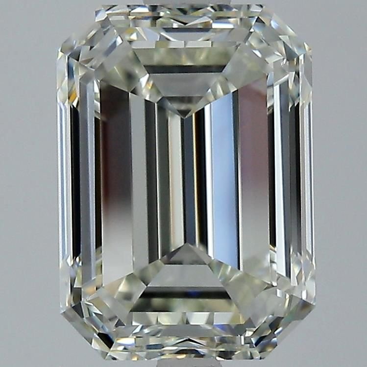 4.00 Carat Emerald Natural Diamond