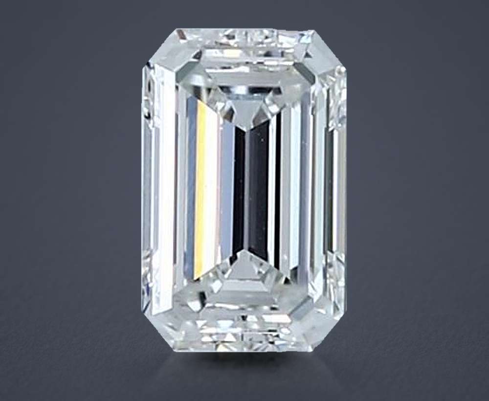 0.56 Carat Emerald Natural Diamond