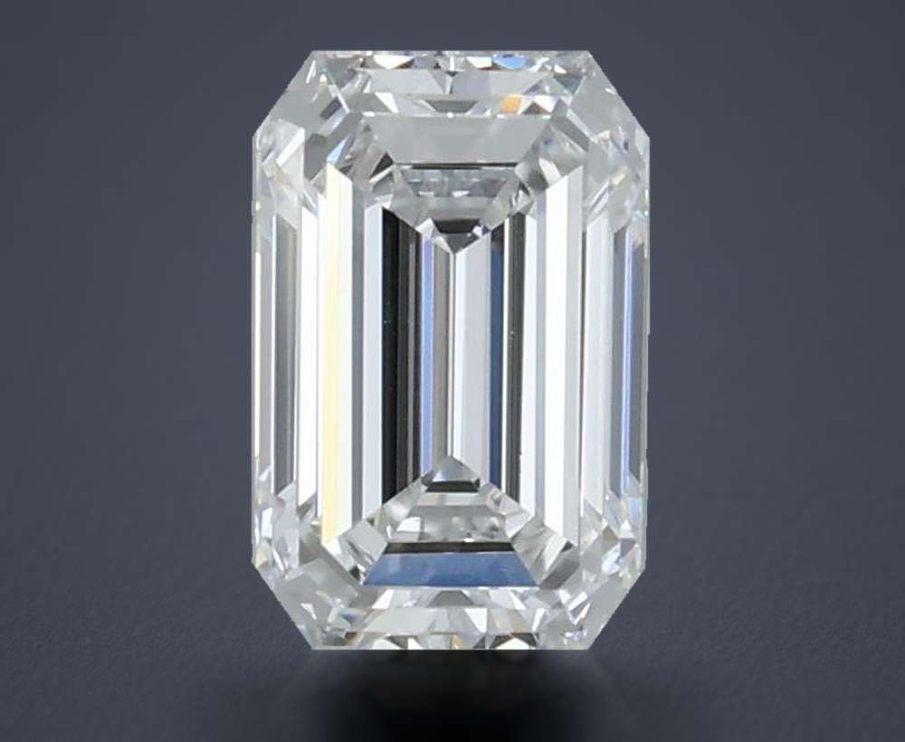 0.47 Carat Emerald Natural Diamond