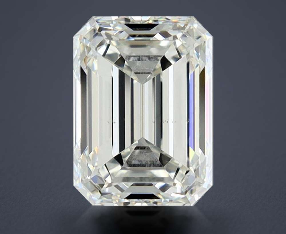 1.91 Carat Emerald Natural Diamond