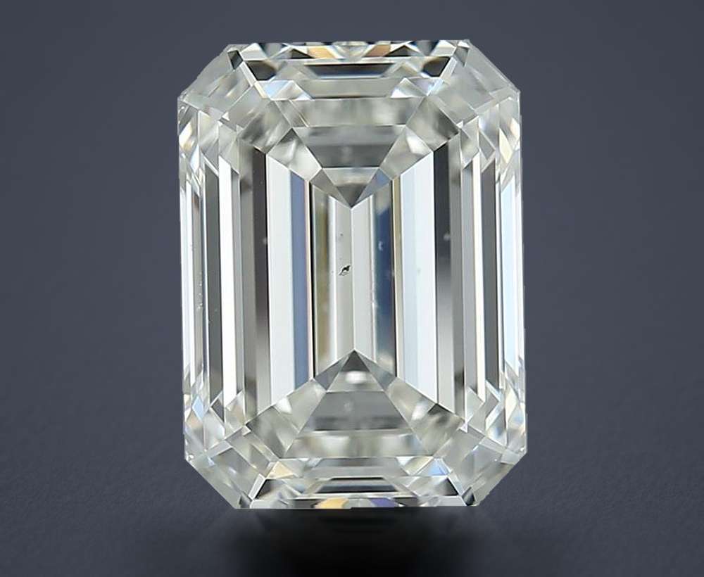 3.07 Carat Emerald Natural Diamond