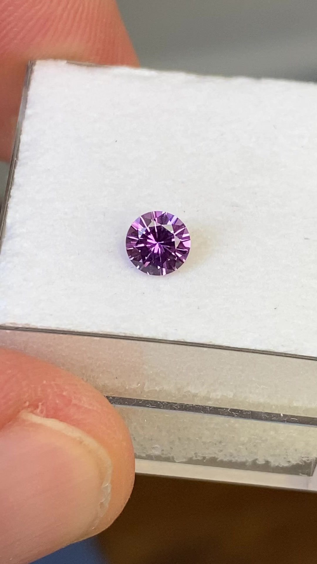 0.39 Carat Pink Round Sapphire