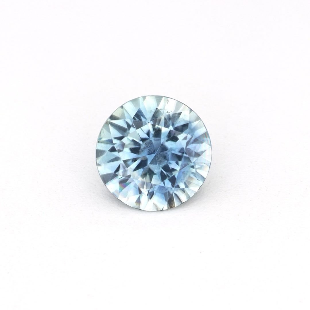 0.45 Carat Gray Round Sapphire