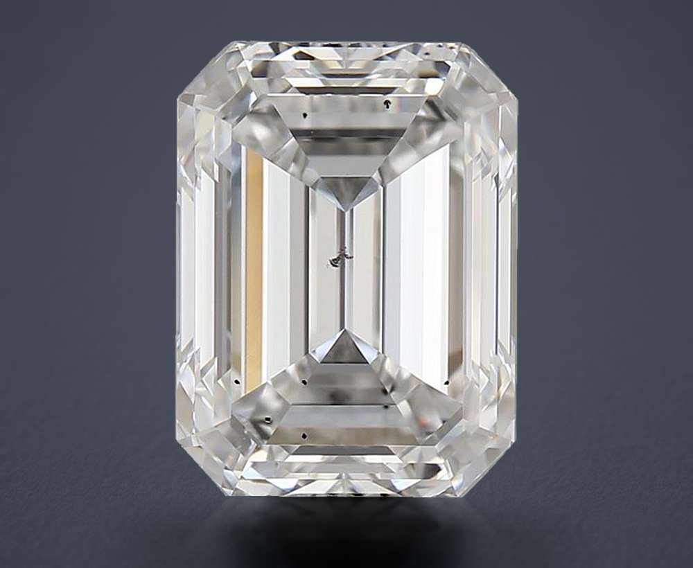 2.90 Carat Emerald Natural Diamond