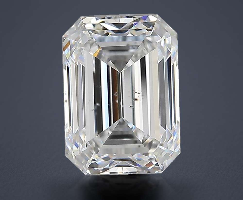3.17 Carat Emerald Natural Diamond