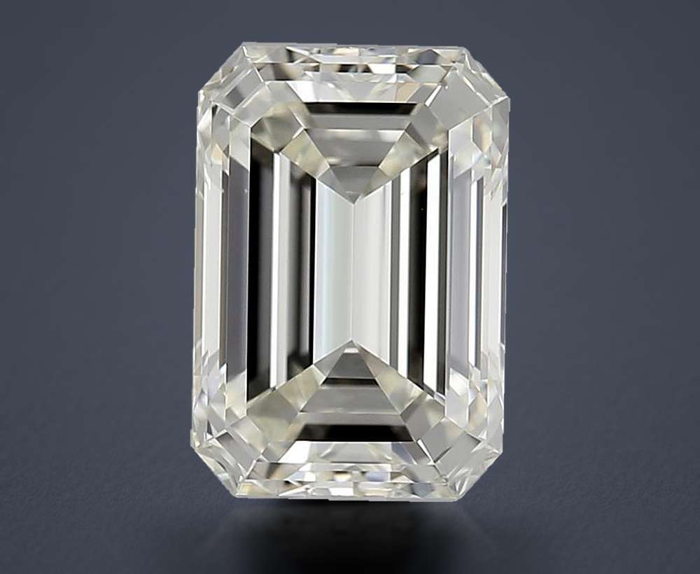 1.72 Carat Emerald Natural Diamond