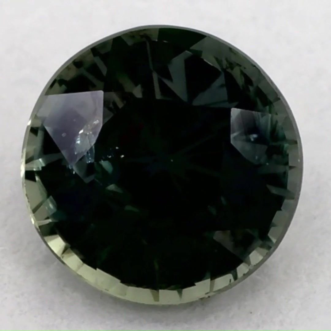 1.03 Carat Green Round Sapphire