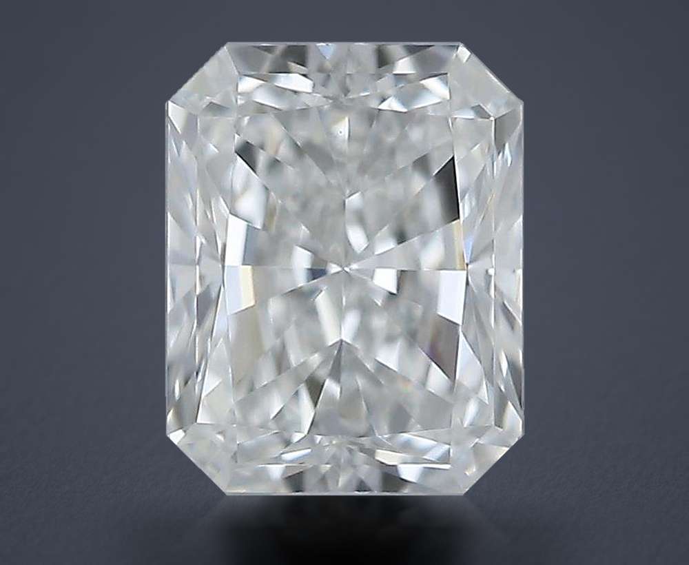 0.60 Carat Radiant Natural Diamond