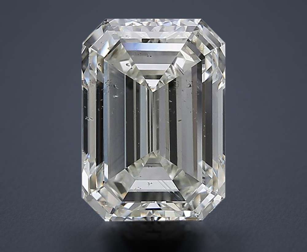 2.91 Carat Emerald Natural Diamond